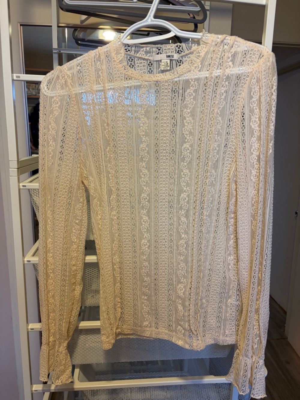 Cream Lace Long-Sleeve Crewneck Top